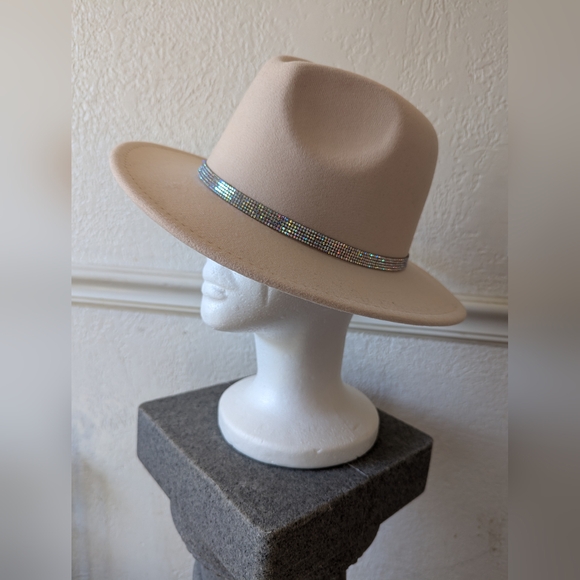 Accessories - Cream Fedora